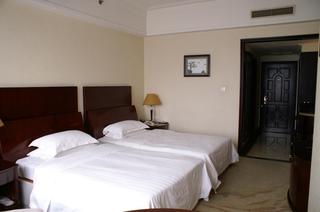 Weigela Park Hotel Dalian Room photo